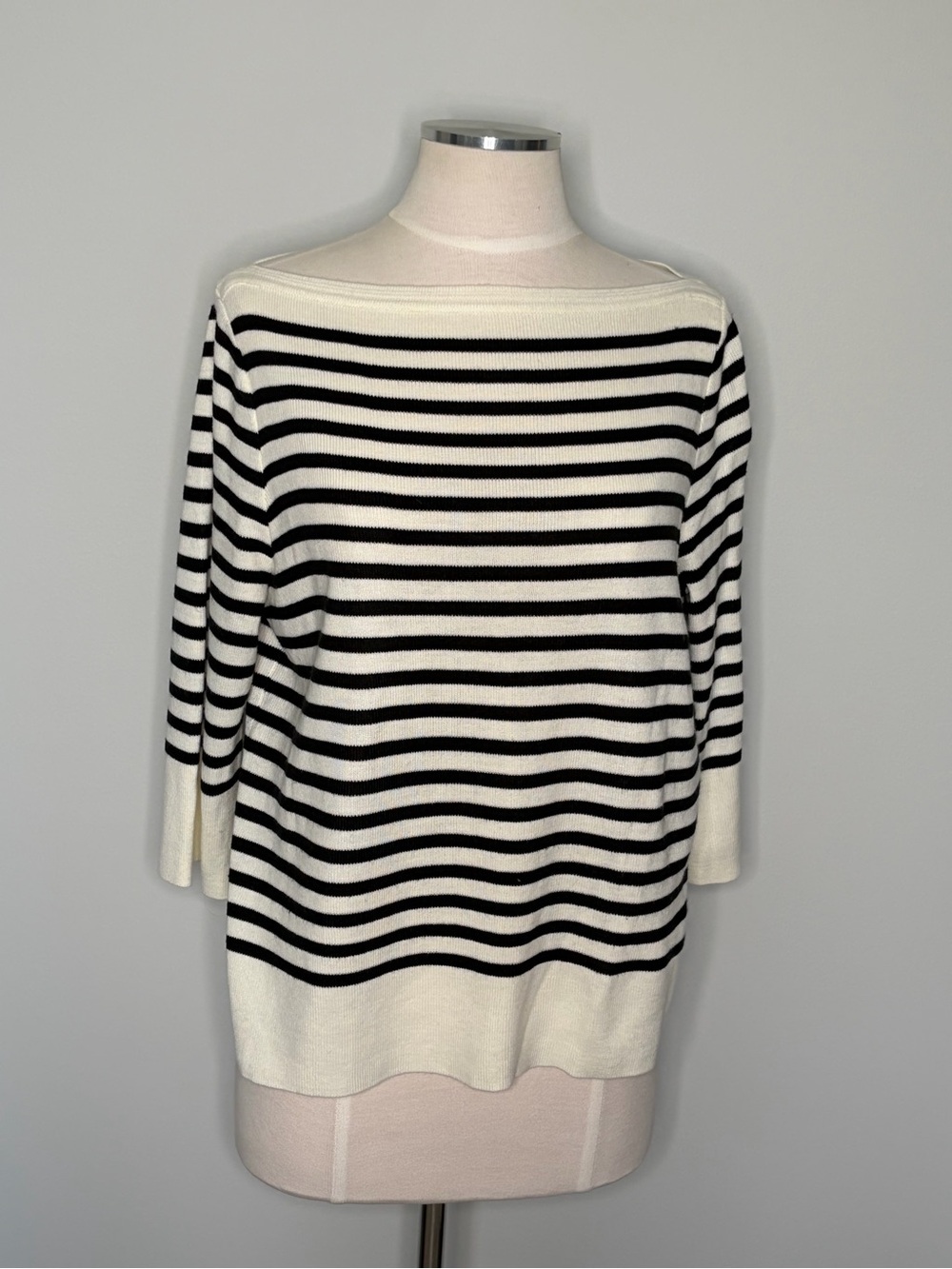 Bluivy Black & Off-White Striped Boatneck Sweater, Small